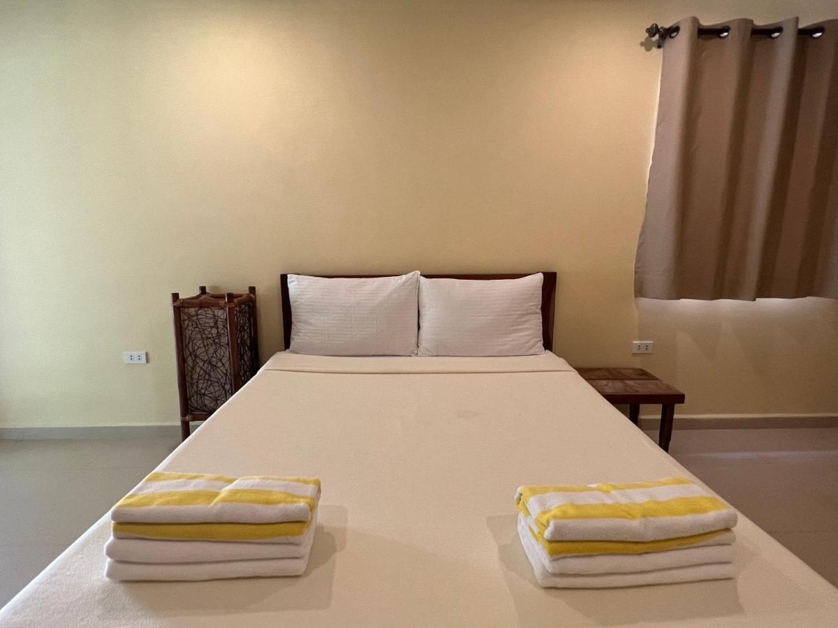 Balabag  Boracay Amor Apartment מראה חיצוני תמונה